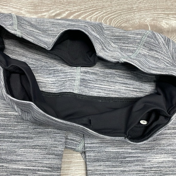 Lululemon Athletica Mesh Sun Runner Crop leggings Space Dye Gray Black 6 - Picture 12 of 16